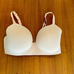 Victoria's Secret 36DD Wireless T-Shirt Bra